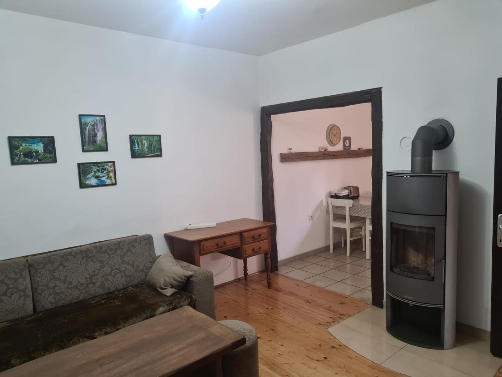 Rudanovac Holiday Home "Iris" Near Plitvice Lakes المظهر الخارجي الصورة